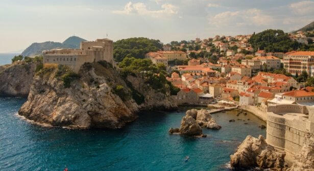 US Flights: Travelers In Croatia Say Airlines Overbooking, Bumping Europeans
